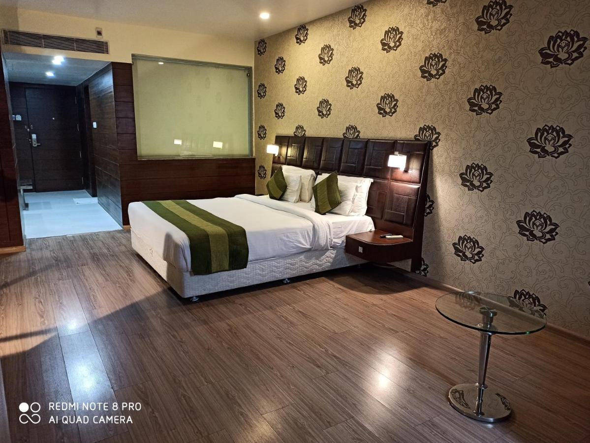 Hotel Patliputra Exotica Patna  Luaran gambar