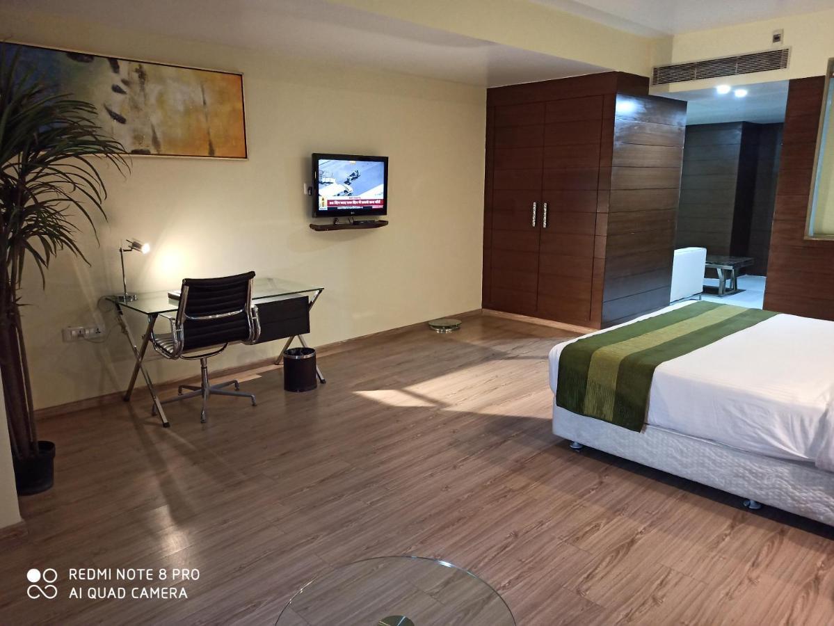 Hotel Patliputra Exotica Patna  Luaran gambar